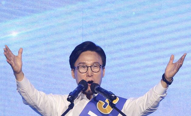 지지 호소하는 김민석