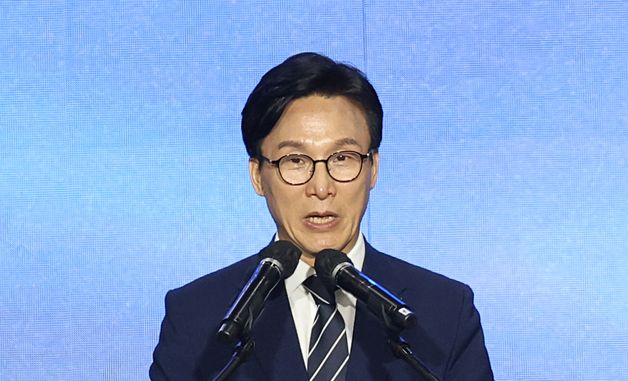 수락연설 하는 김민석