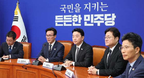 김민석 대표, 강훈식 비서실장 접견