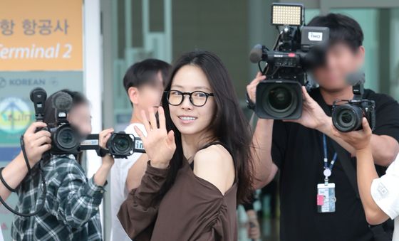 '김부장' 손나은, 괌으로 포상휴가 갑니다