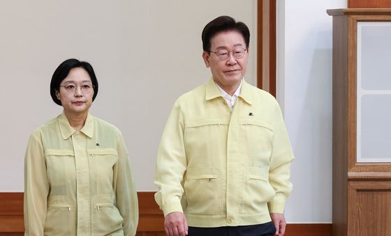을지국무회의 입장하는 이재명 대통령