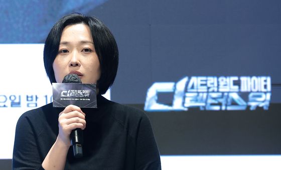인사말 하는 최정남 PD
