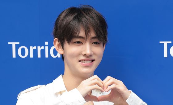 성현, 맑은 눈의 왕자님