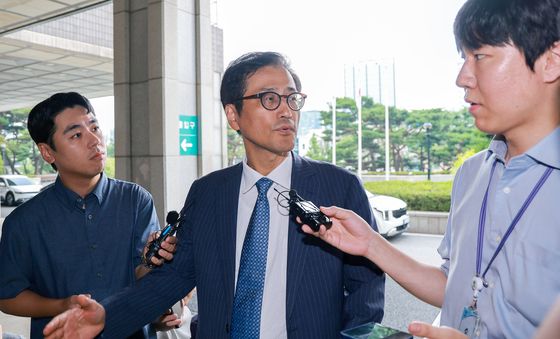 입장 밝히는 이태한 변호사