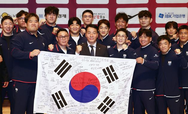 아시안게임 선전 다짐하는 레슬링 국가대표 선수들