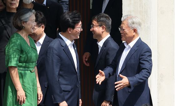 문재인 전 대통령 예방 마친 김민석 대표