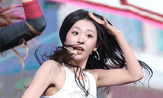 국초록, 신나는 데뷔 무대