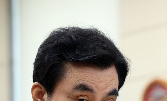 국회 국방위 참석한 안규백 장관