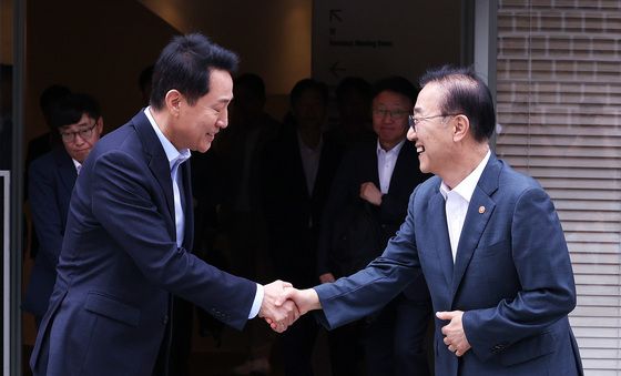 '용산공원' 회동 마친 김윤덕·오세훈…"입장차 명확하게 확인"
