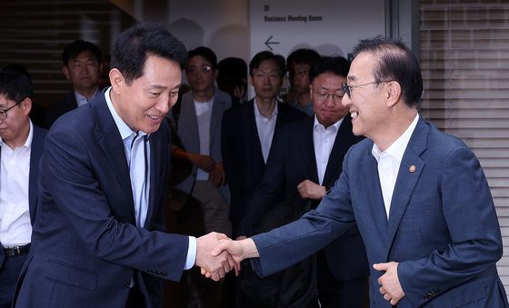 해법 찾으려 만났는데…김윤덕·오세훈 '입장차만 확인'