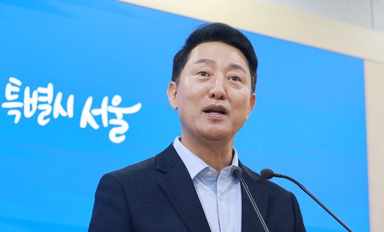김윤덕 장관과 면담 결과 발표하는 오세훈 서울시장