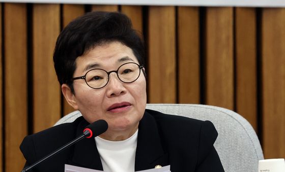 개회사하는 임이자 신임 정책위의장