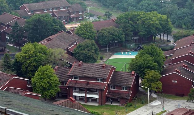 김윤덕 국토부 장관 “전체 용산공원 중 녹지기능 상실한 곳 주택공급 검토”