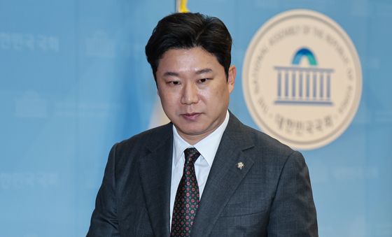 징계 관련 입장 발표 마친 진종오 의원