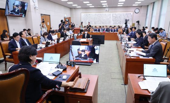 법사위, 조희대 대법원장 31일 현안질의 증인 출석요구안 범여권 주도 의결