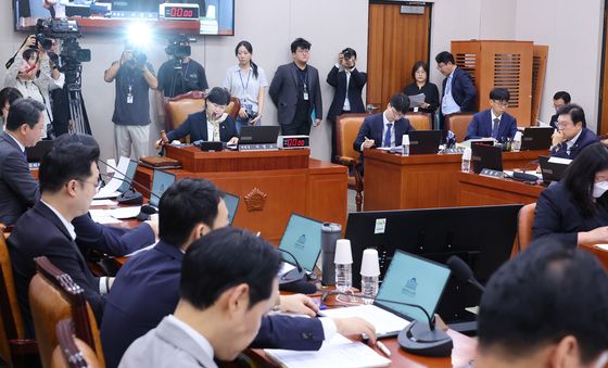 법사위, 조희대 대법원장 31일 현안질의 증인 출석요구안 범여권 주도 의결