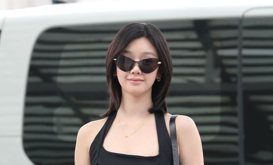 출국하는 파리타