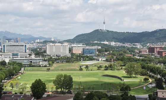 용산공원 활용 놓고 공방 지속