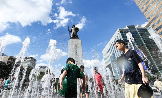 사라진 '처서 매직', 늦더위 계속