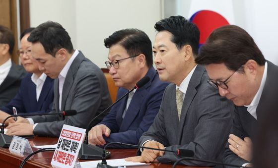 발언하는 장동혁 대표
