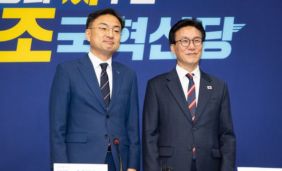 신장식 조국혁신당 대표 예방한 김민석 민주당 대표