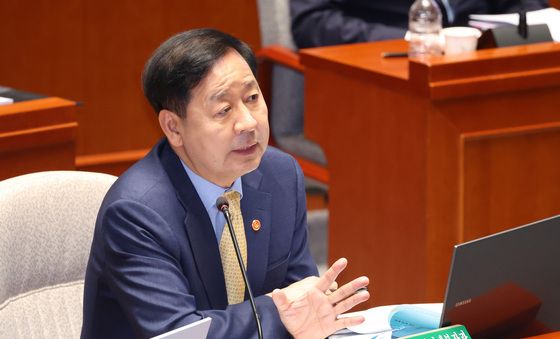 예결위 답변하는 구윤철 부총리
