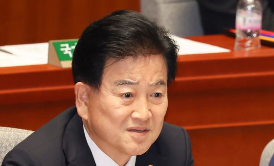 정동영 통일장관, 예결위 답변