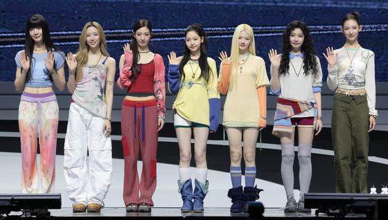 튜이드, 미니 1집 '튠 앤 플레이'로 데뷔
