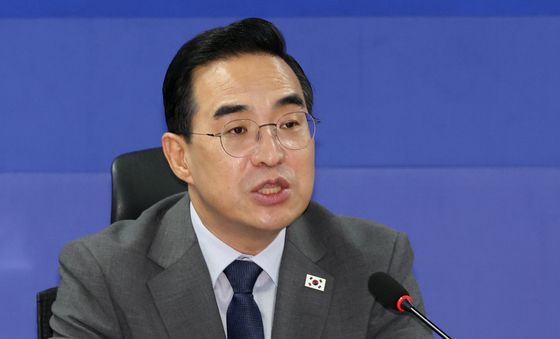 박홍근 장관 "3대 메가·AI 총력 지원"