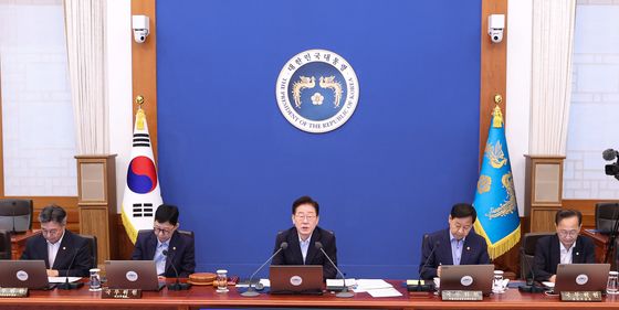 국무회의 주재하는 이재명 대통령