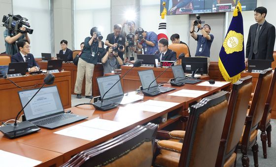 이진숙 제명 촉구 결의안 의결하는 국회운영위원회