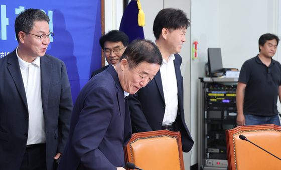 민주연구원 혁신TF 참석하는 강득구