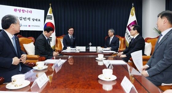 한교총 찾은 김민석
