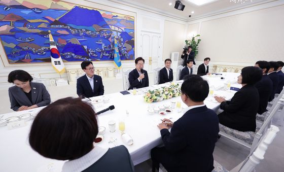 이재명 대통령, 더불어민주당 신임 당지도부 만찬 간담회