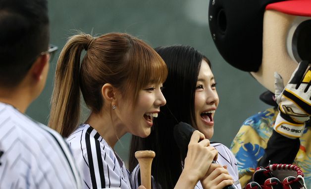 베이비돈크라이 미아·이현, LG 파이팅!