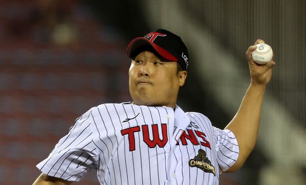 역투 펼치는 이우찬
