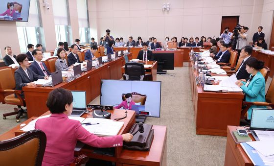 안건 다루는 성평등가족위원회