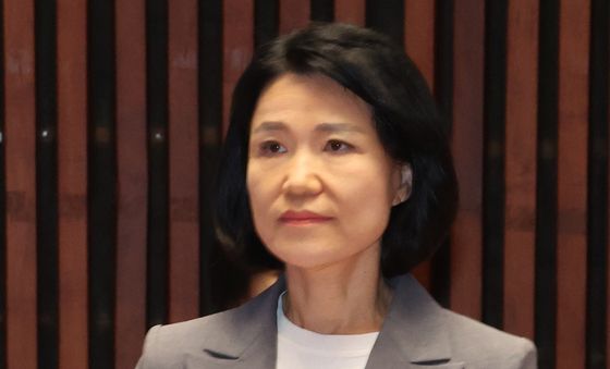 국민의례하는 이진숙 의원