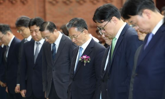 이임식 참석한 정성호 법무부 장관