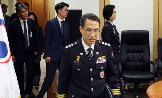 경찰 지휘부 회의 참석하는 유재성 직무대행