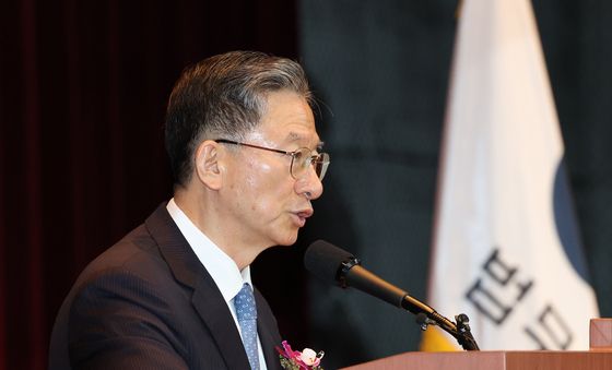 이임사 하는 정성호 장관