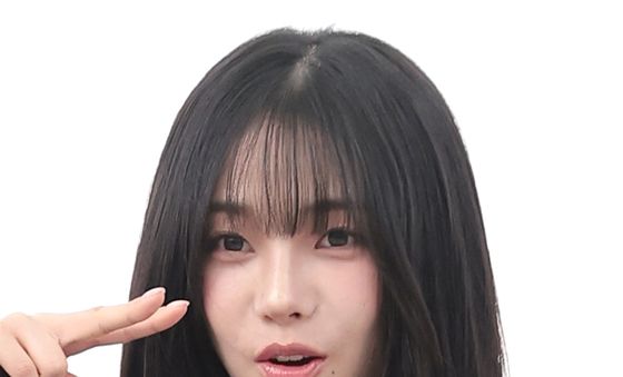 카리나, 저 앞머리 잘랐어요