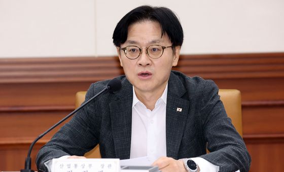 김정관 장관, 대외경제장관회의 모두 발언