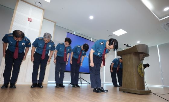 '실종사건 허위 종결 사태' 사과하는 고평기 제주경찰청장