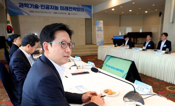 배경훈 부총리, 제2차 과학기술·인공지능 미래전략회의 인사말