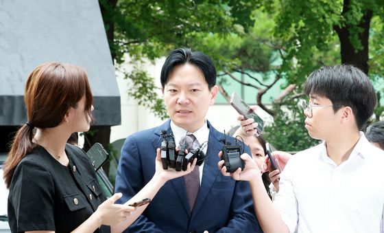 국회 선서 거부 혐의 박상용 검사, 경찰 출석