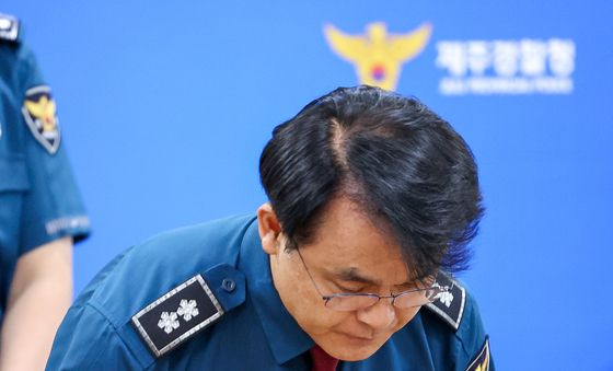 고개숙인 고평기 제주경찰청장