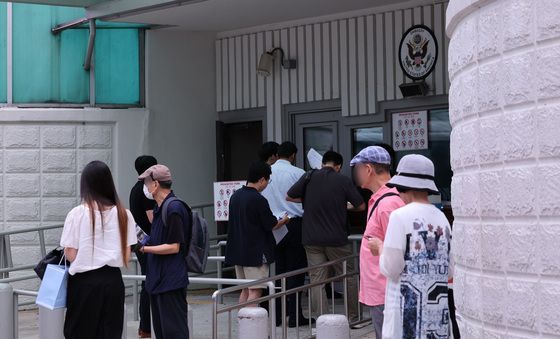 주한미대사관 이민 비자 면접 중단…출장·유학은 예외