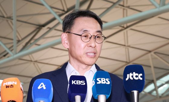 질문 답변하는 정연인 두산에너빌리티 대표이사