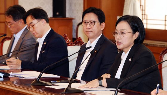 한성숙 총리, 데이터관계장관회의 모두발언